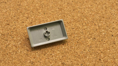 Cherry/GMK R3 1.75U - Titanium No.6 (Capslock)